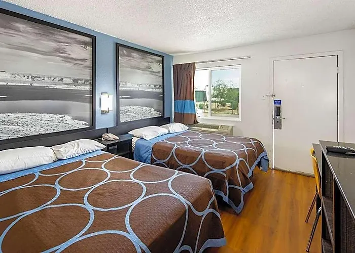 Hotel Super 8 By Wyndham West Phoenix